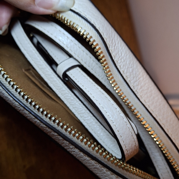 Coach Crossbody Bag - Picture 7 of 12